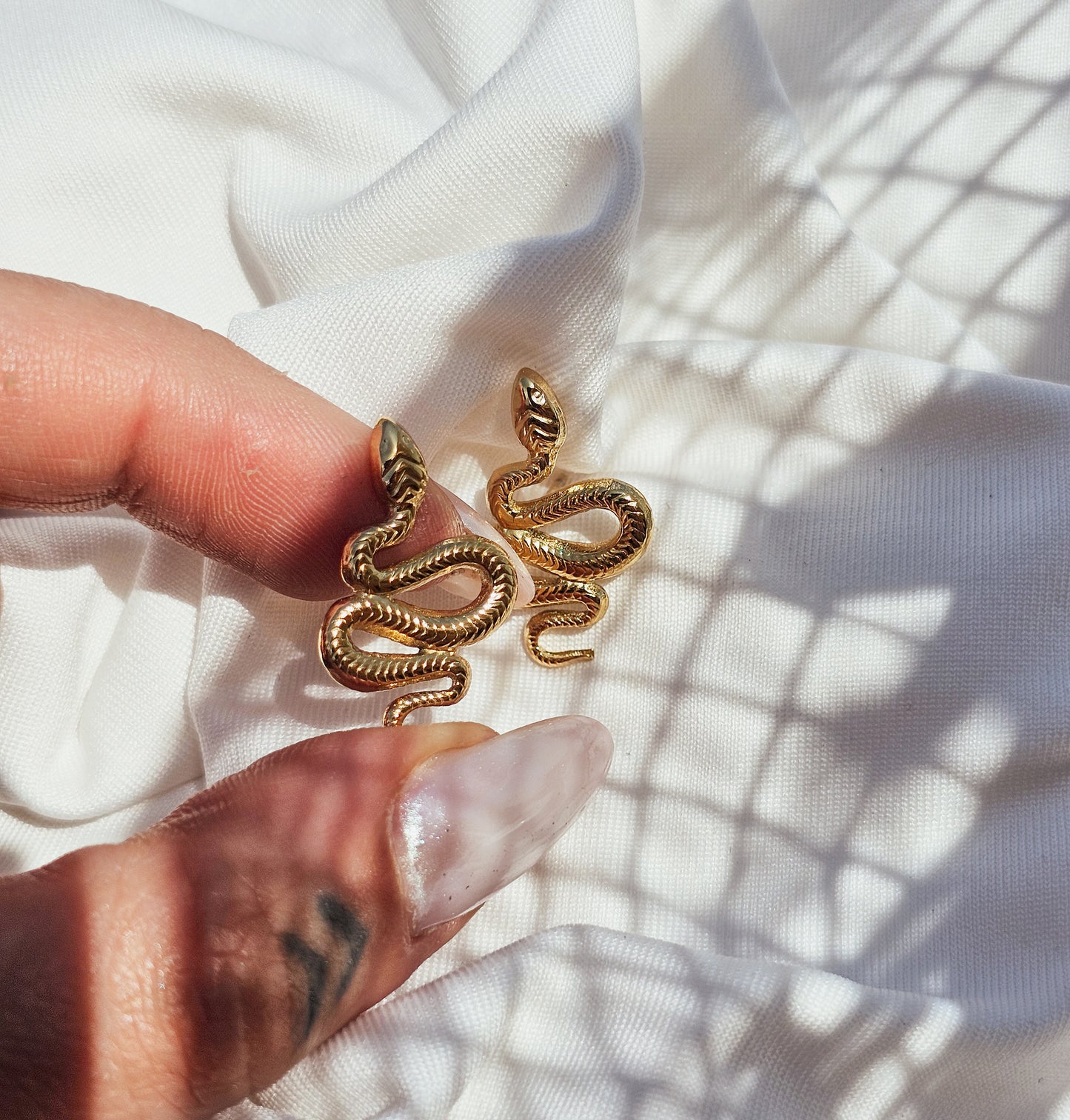 Reptilia Lobo Earrings