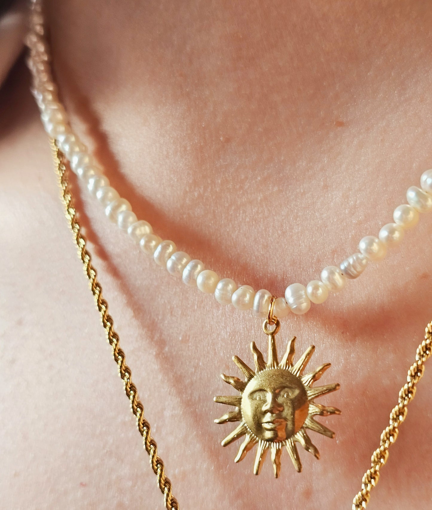 Aster Choker