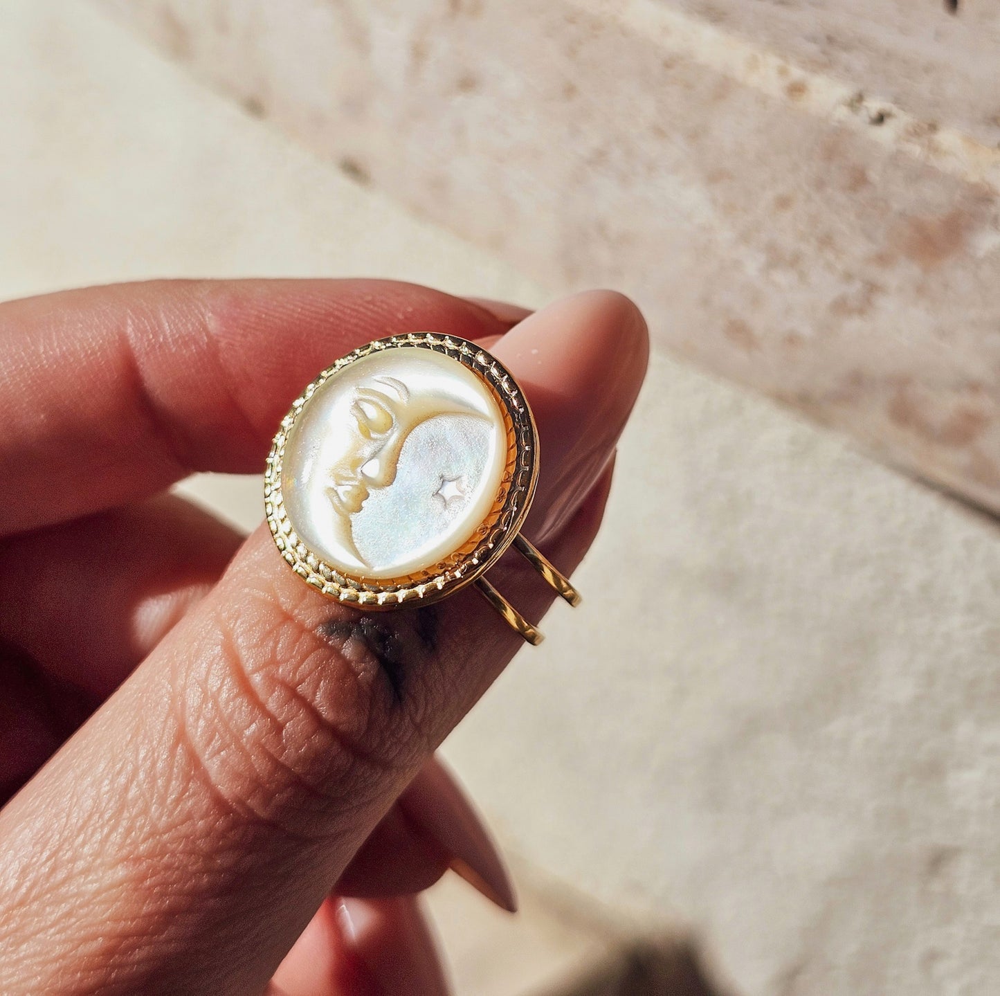 Anello White Moon