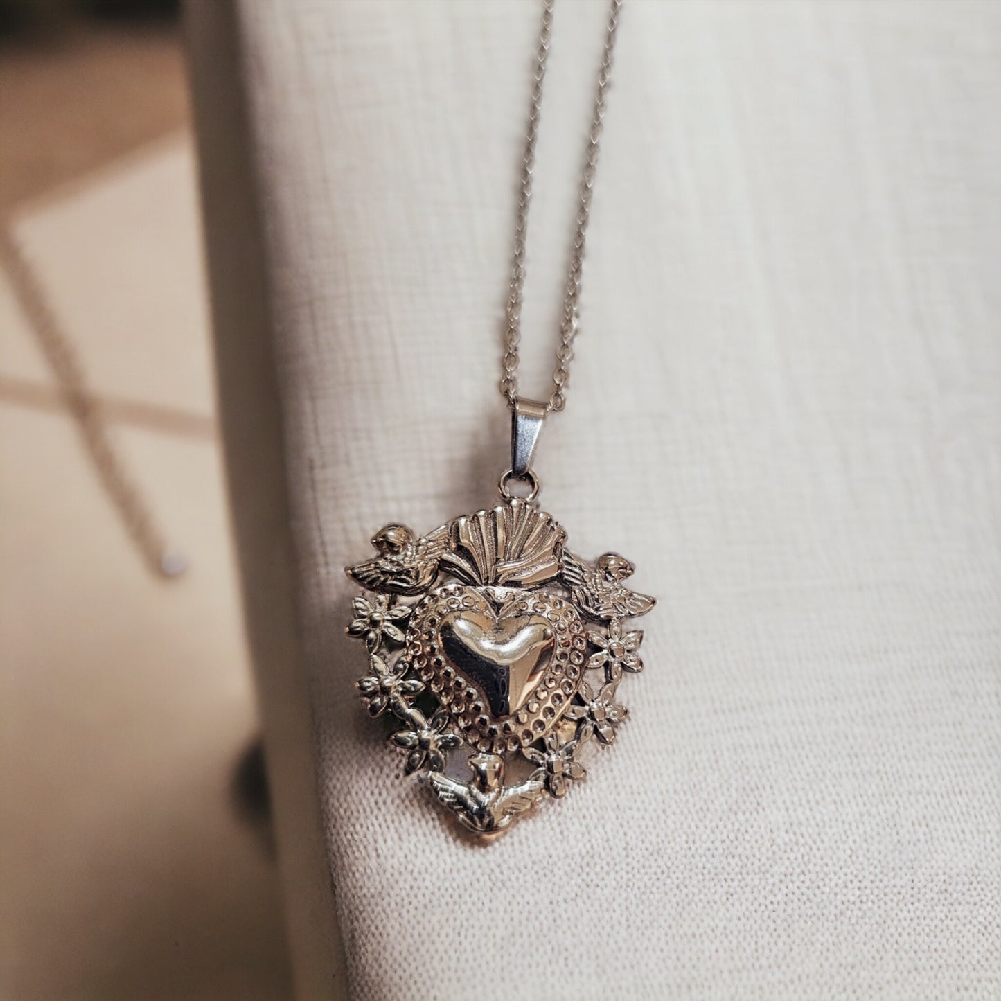 Girocollo Gotic Heart