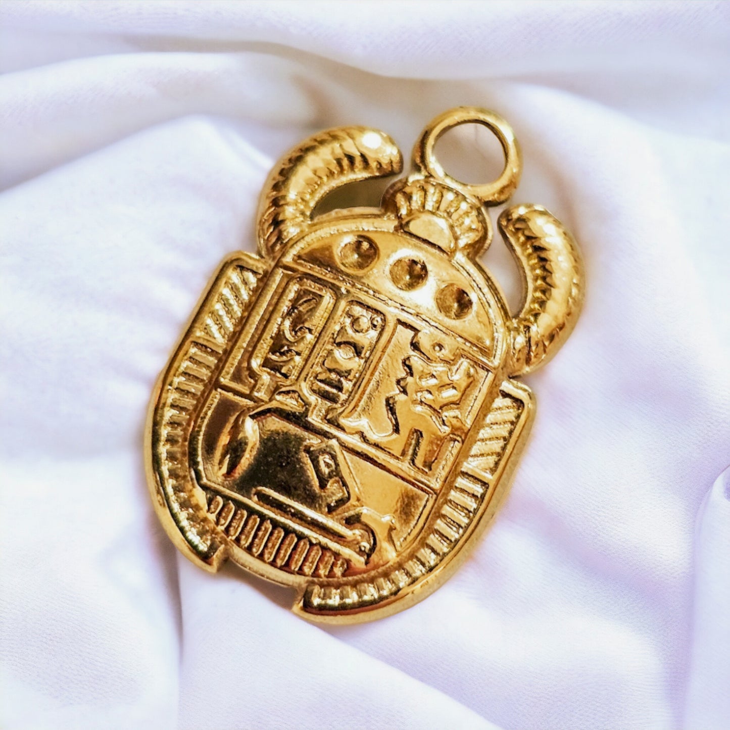 Charm Scarabeo
