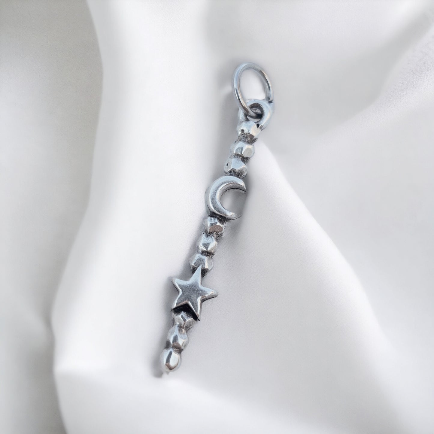 Charm Bacchetta