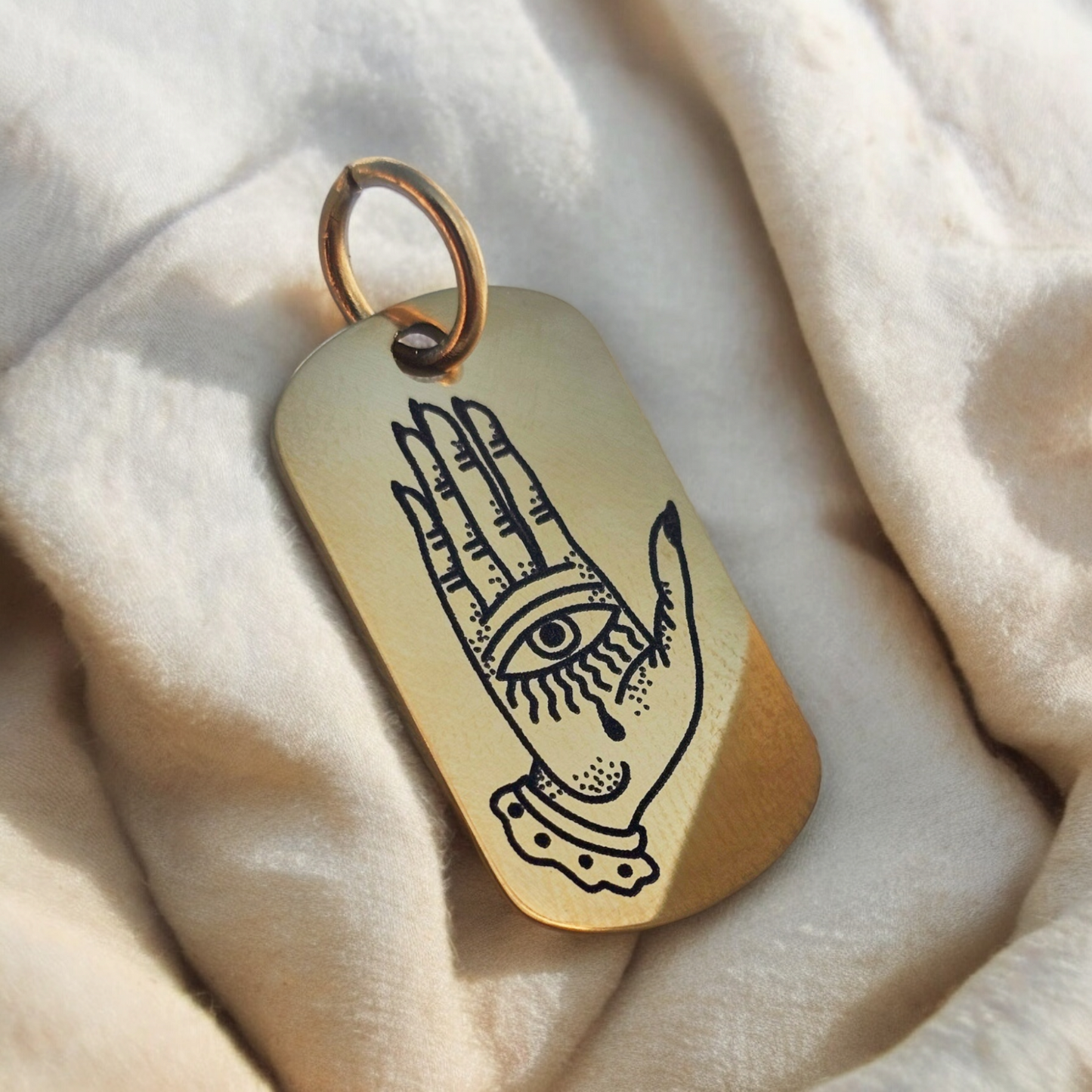 Charm Piastrina Mano Esoterica