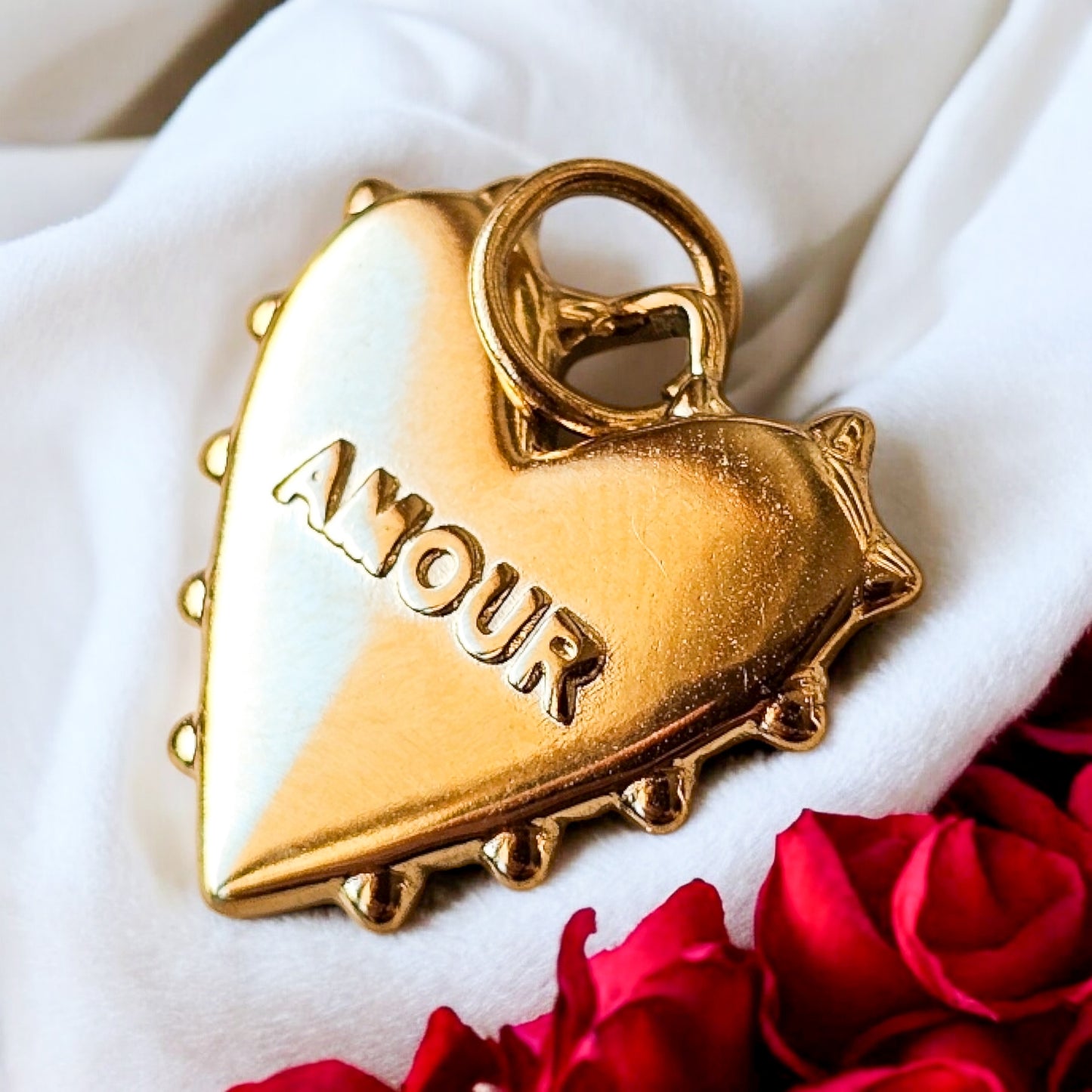 Charm Amour