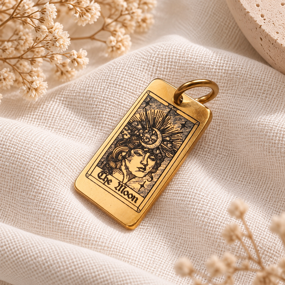Charm Tarot Luna