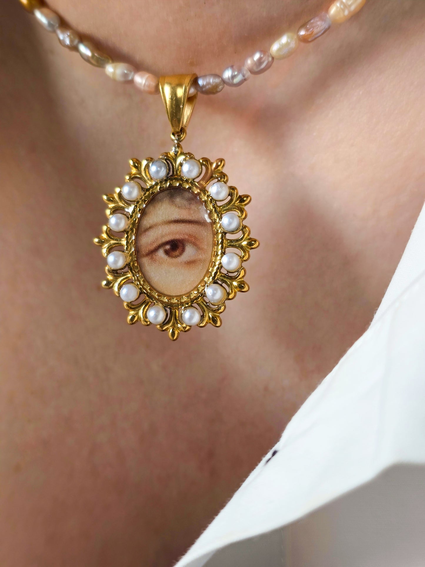 Mirabilia Lady Aveline