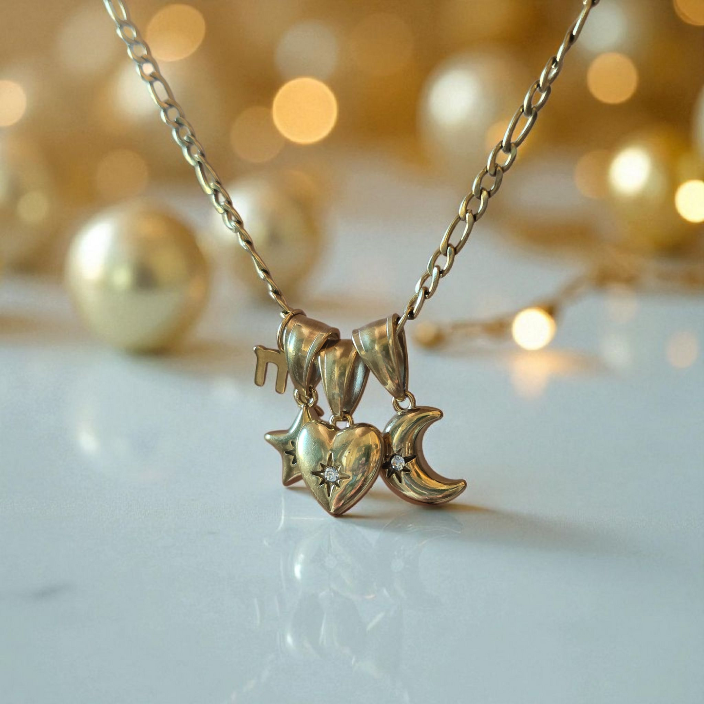 Charm Luna Bold