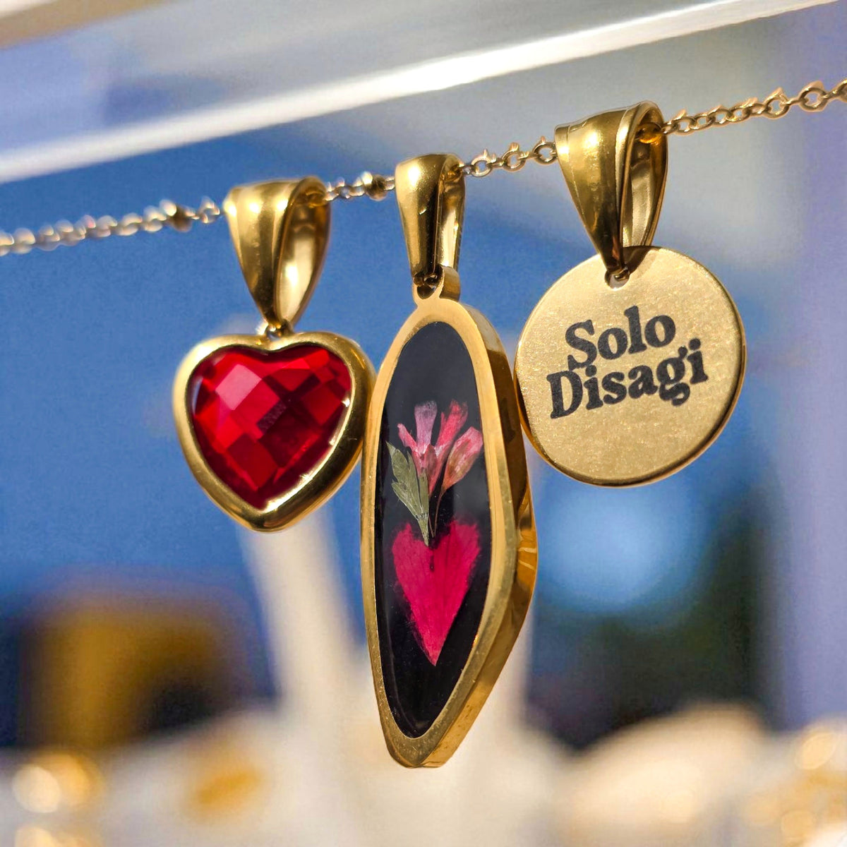 Solo Discomfort Charm