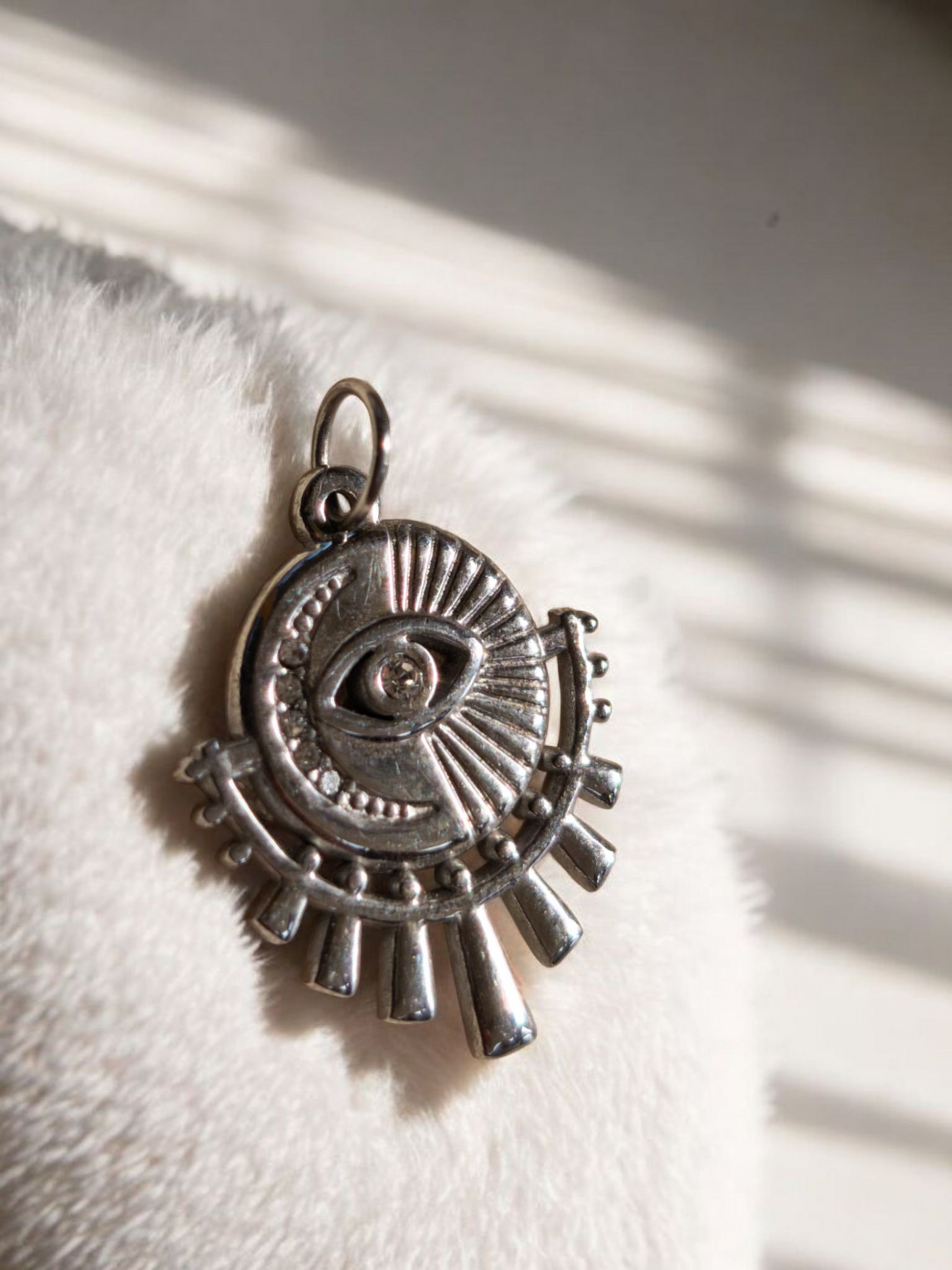 Charm Occhio Radiante