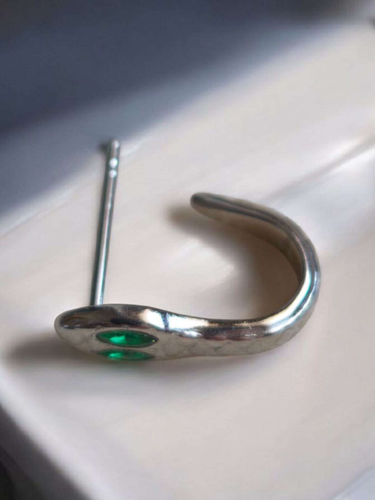 Mono-Orecchino Cobra