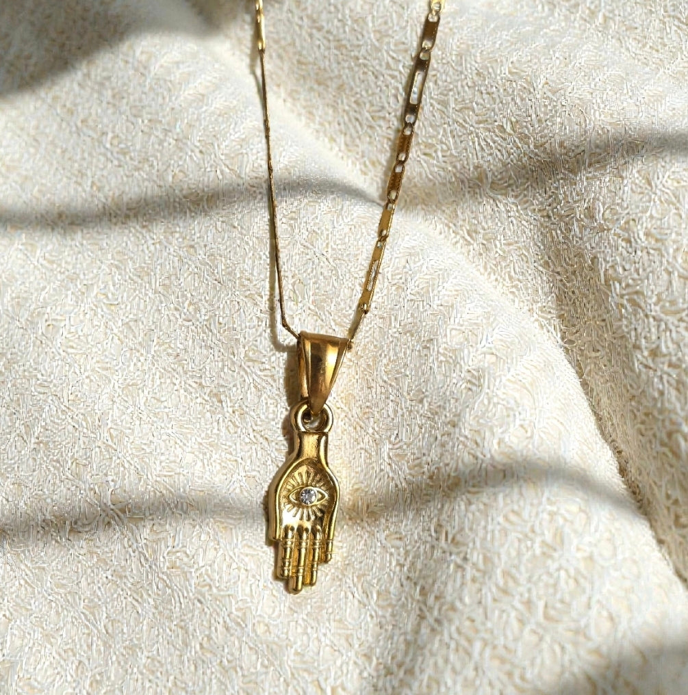 Charm Mano Esoterica