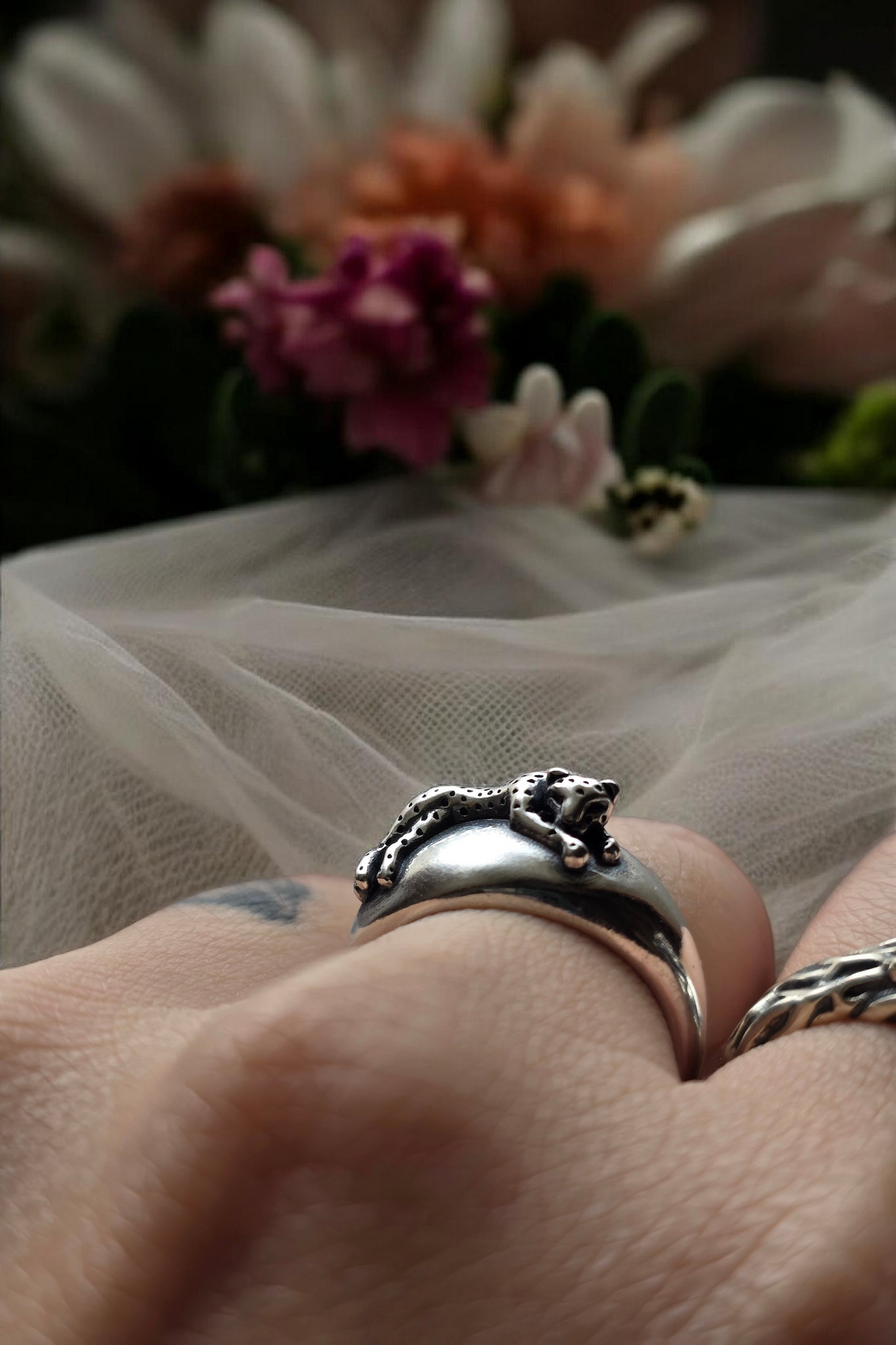 Anello Nyra