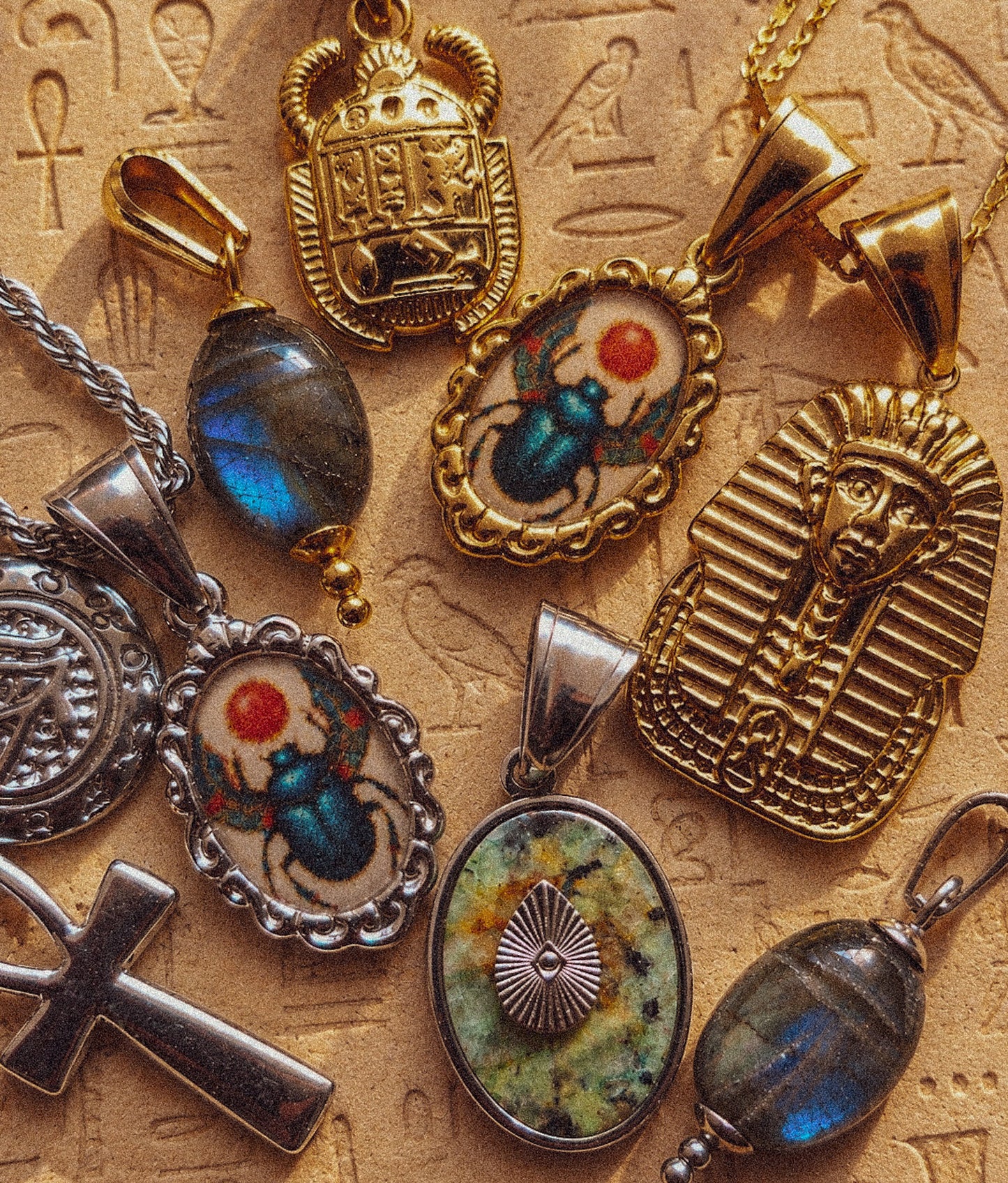 Charm Udjat