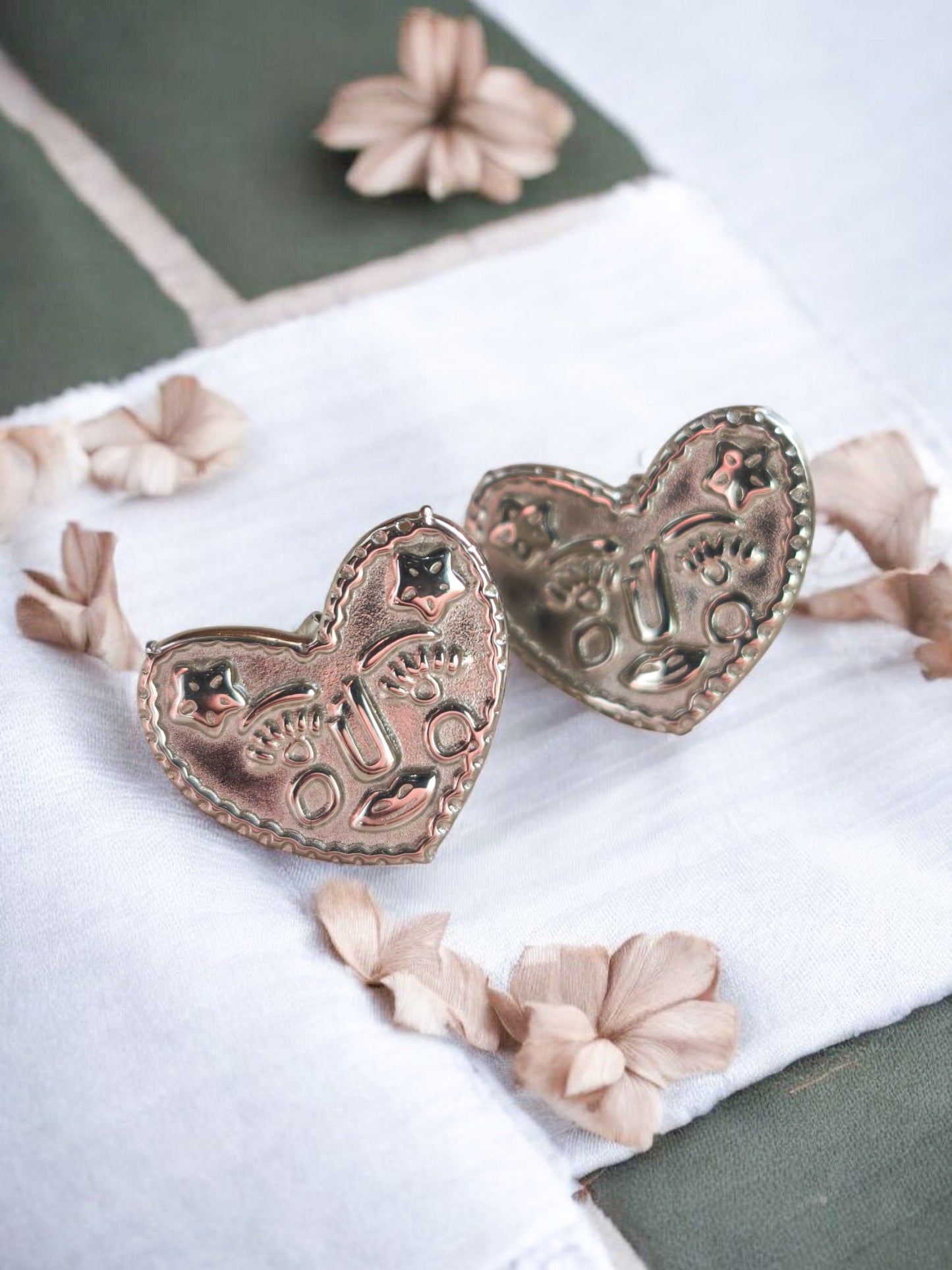 Orecchini Cuore Naïf