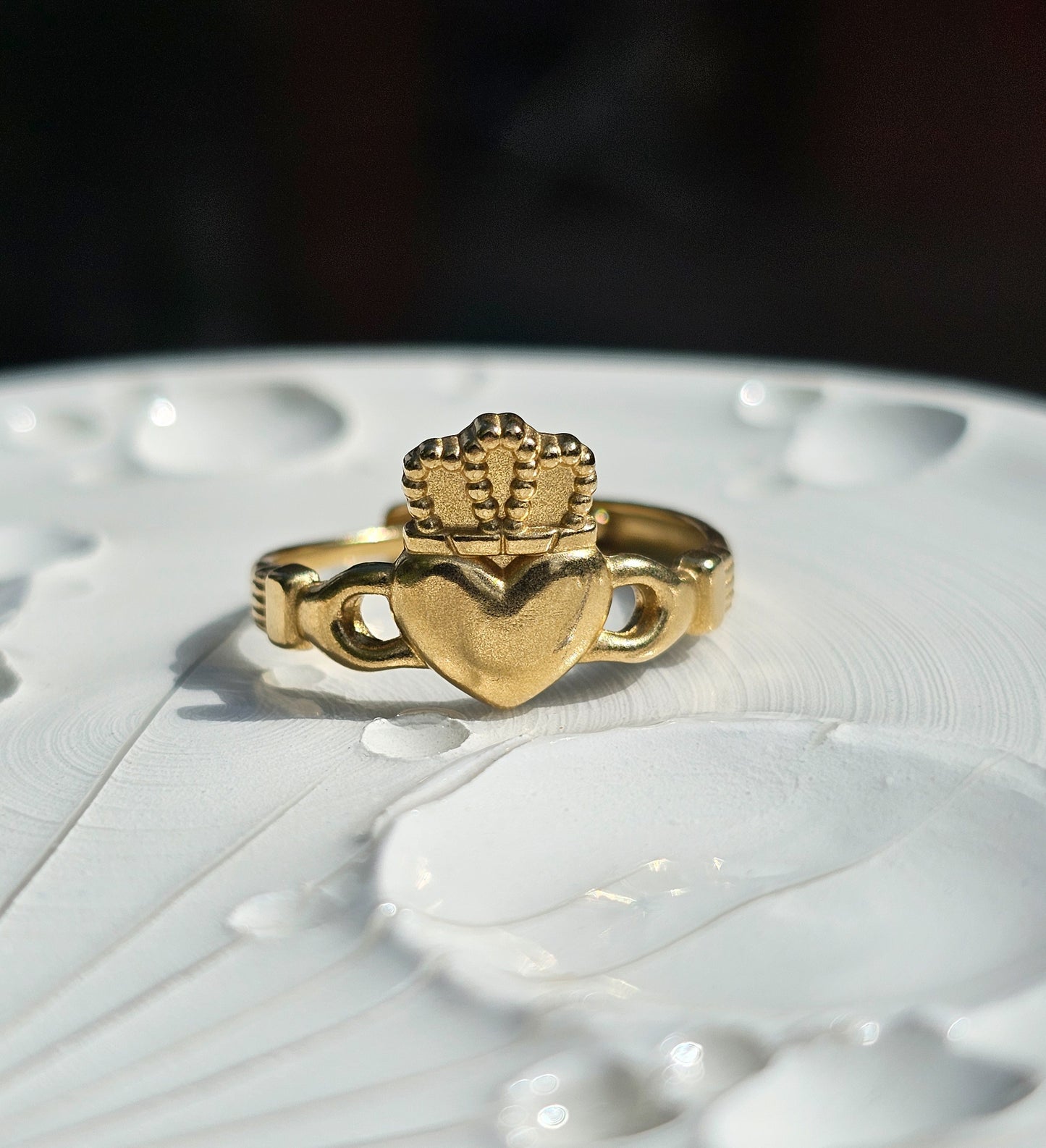 Anello Claddagh