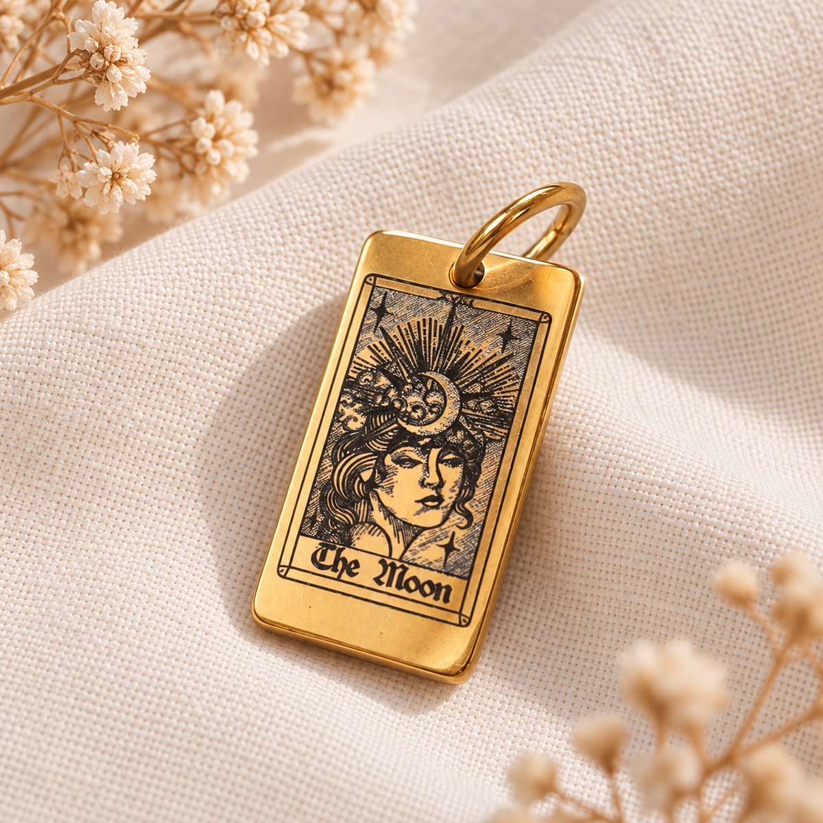 Charm Tarot Luna