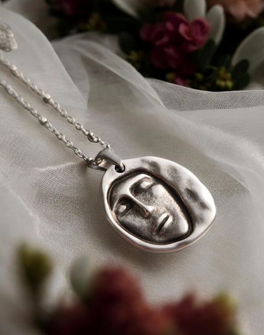 Medea Medallion
