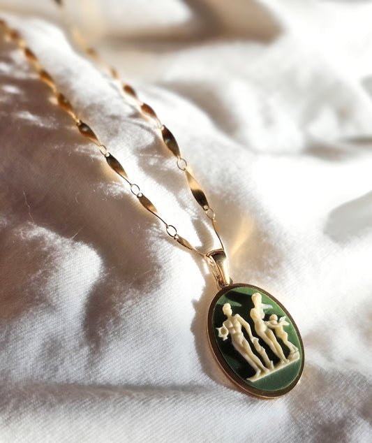 Girocollo Echi Classici (Leda Verde)