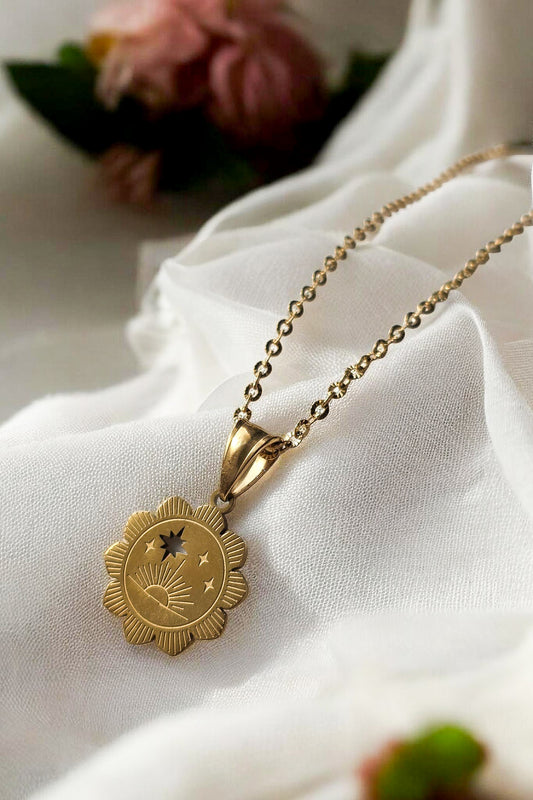 Aurora Seal Necklace