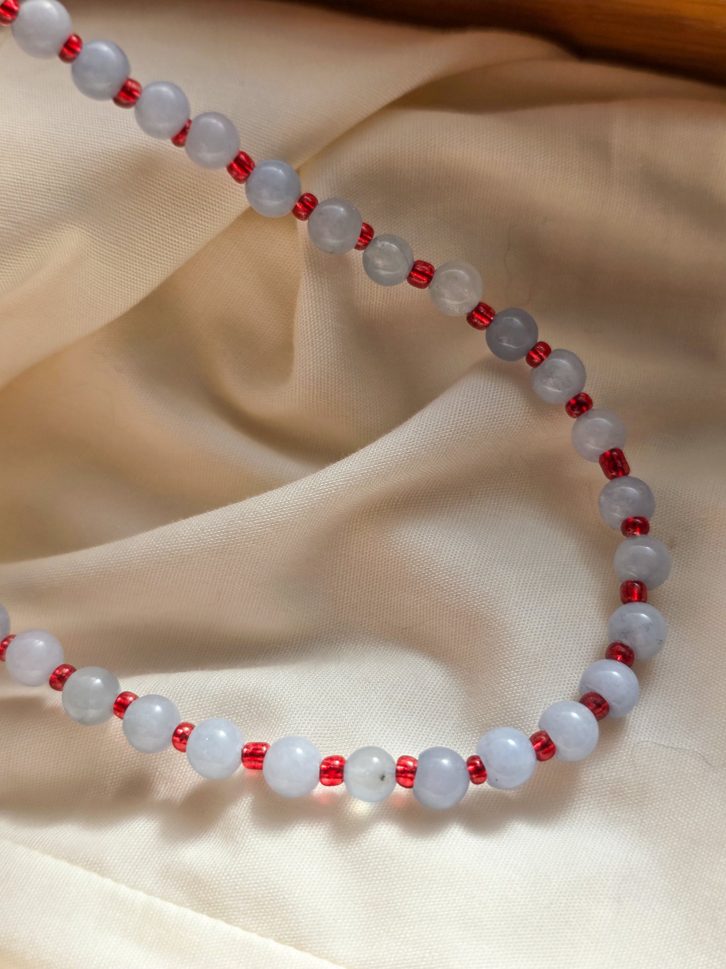 Collana Etere