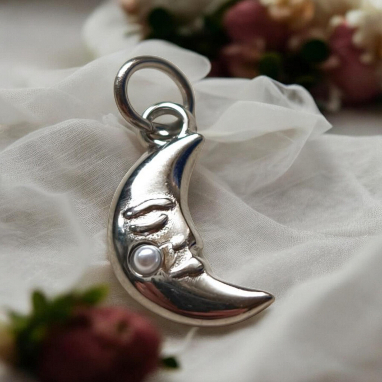 Charm Luna perla