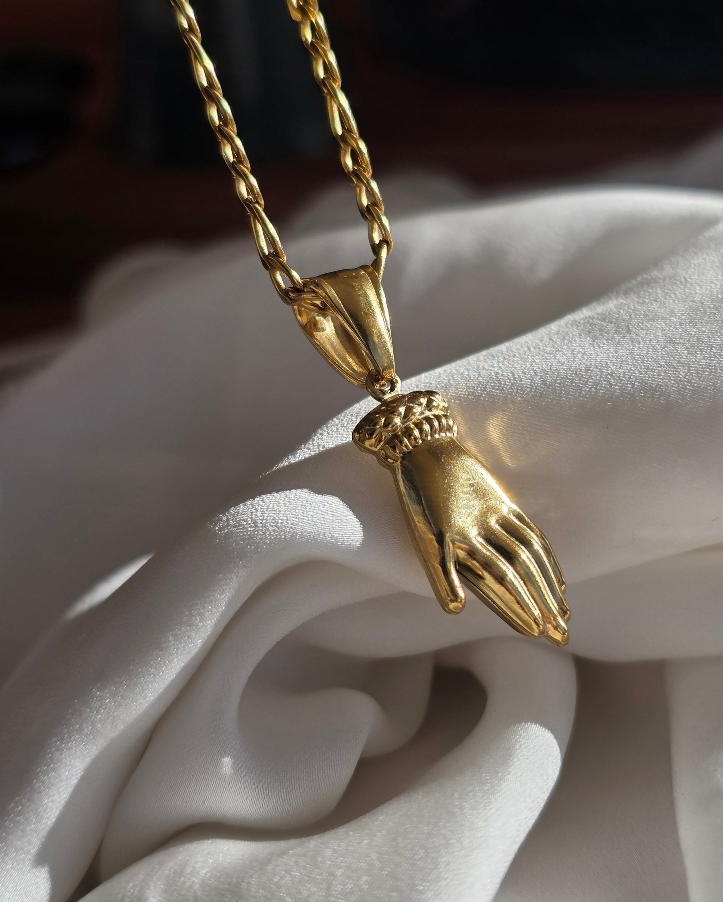 Charm Mano Benedetta