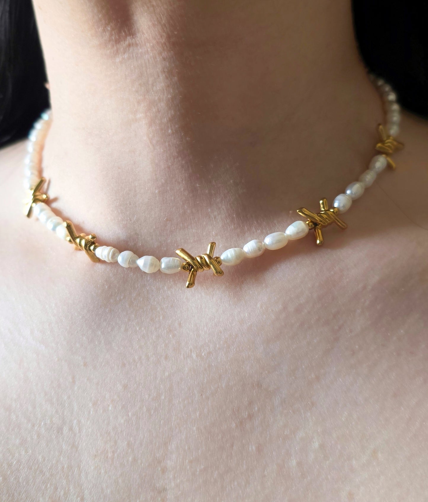 Golden Knot Choker