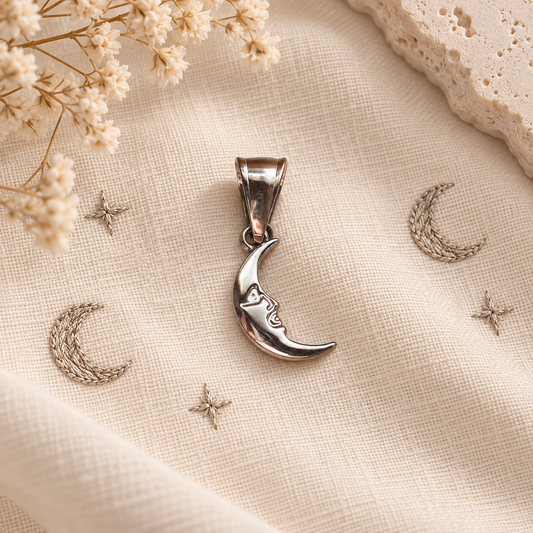 Charm Luna