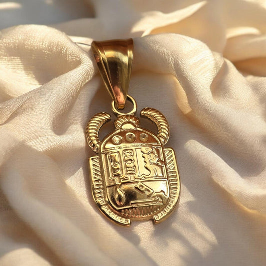 Charm Scarabeo