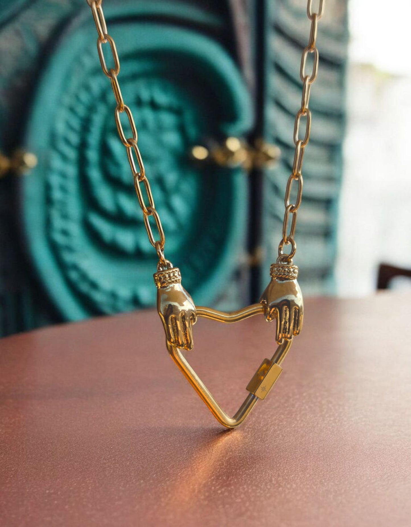 Collana Cvore Mani