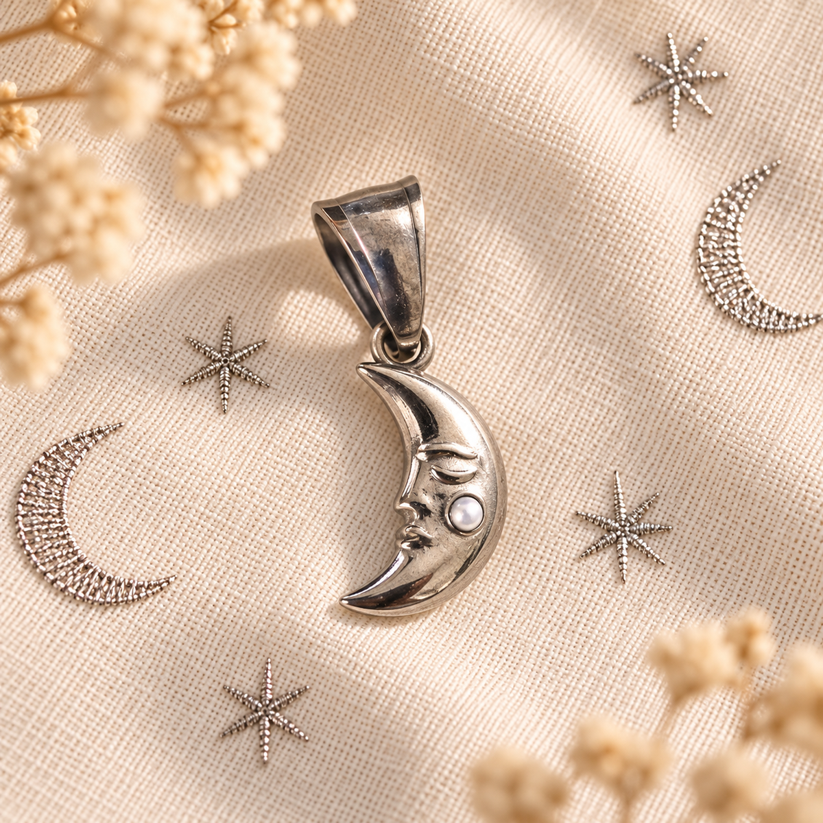 Charm Luna perla