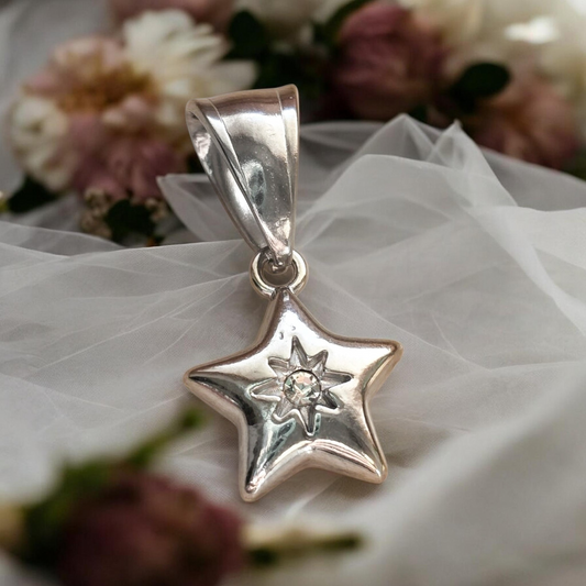 Charm Stella Bold