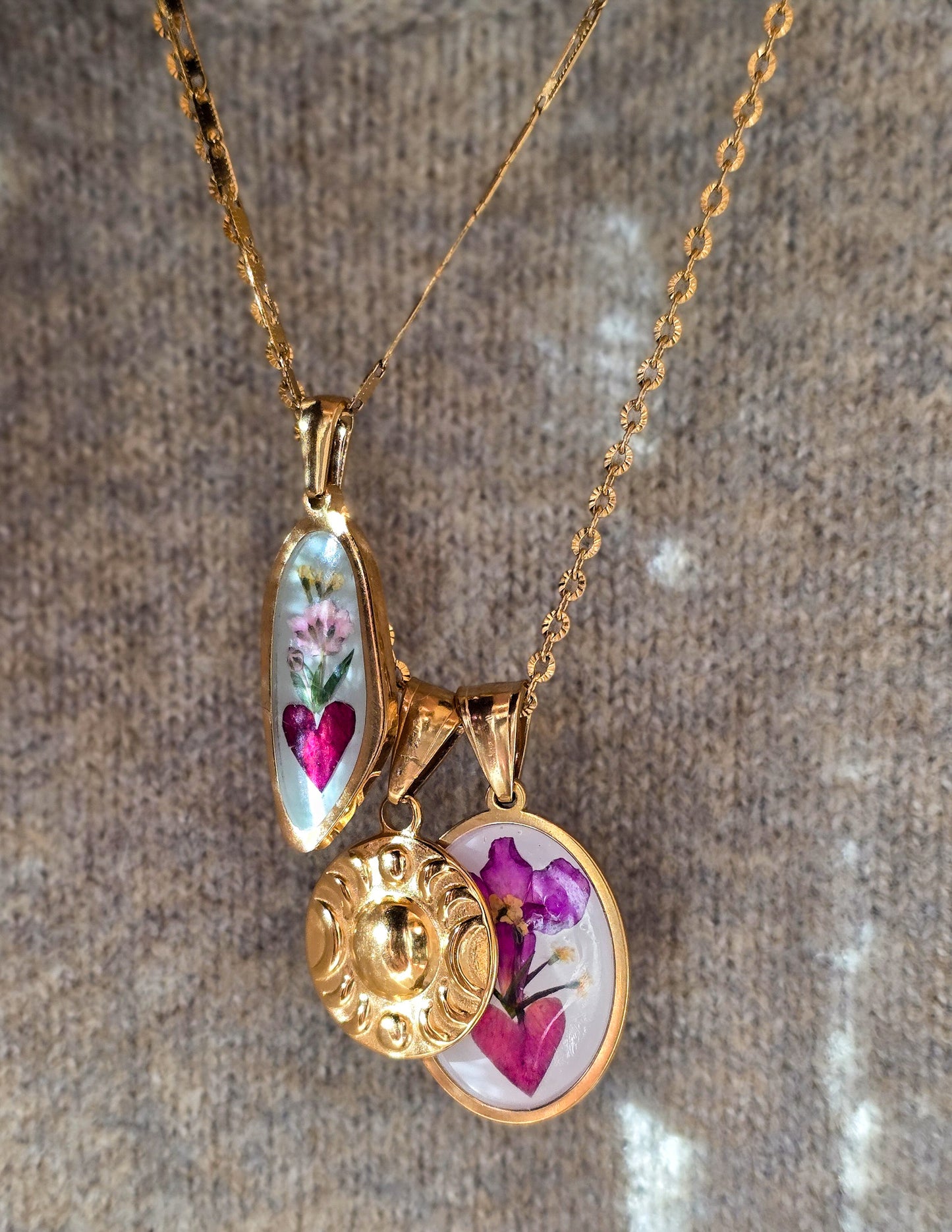 Sacred Flowers Customizable (free engraving)