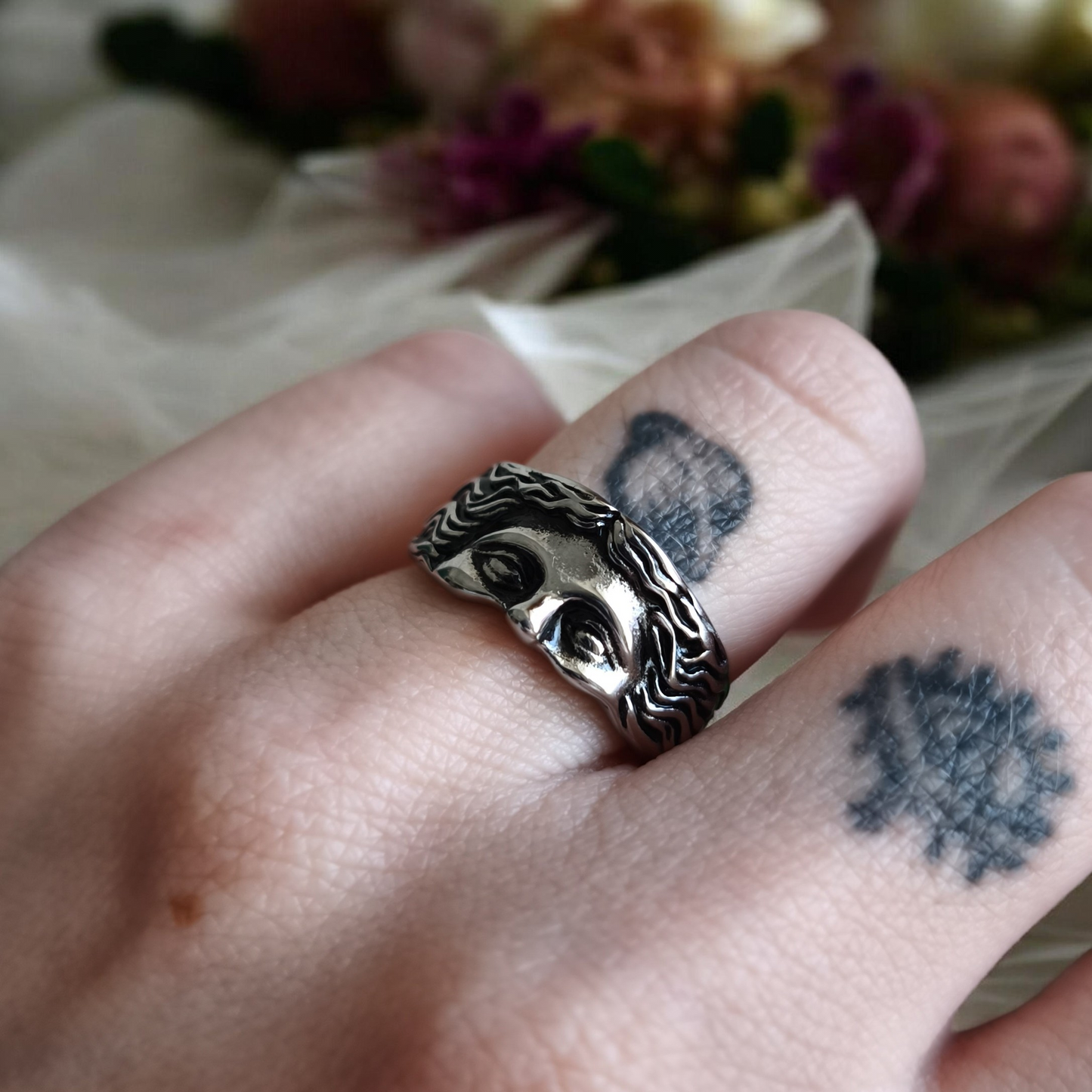 Venus Ring
