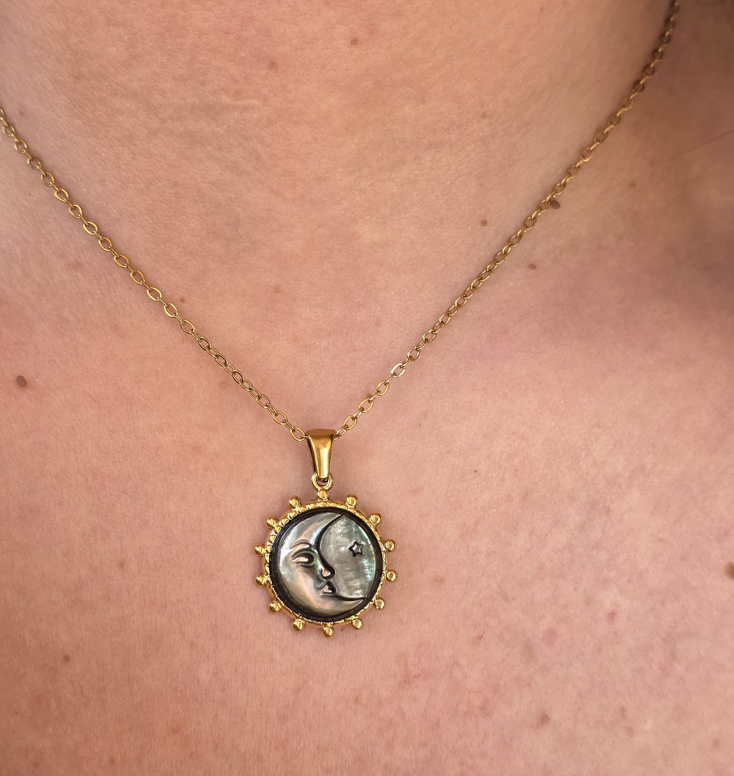 Collana Black Moon