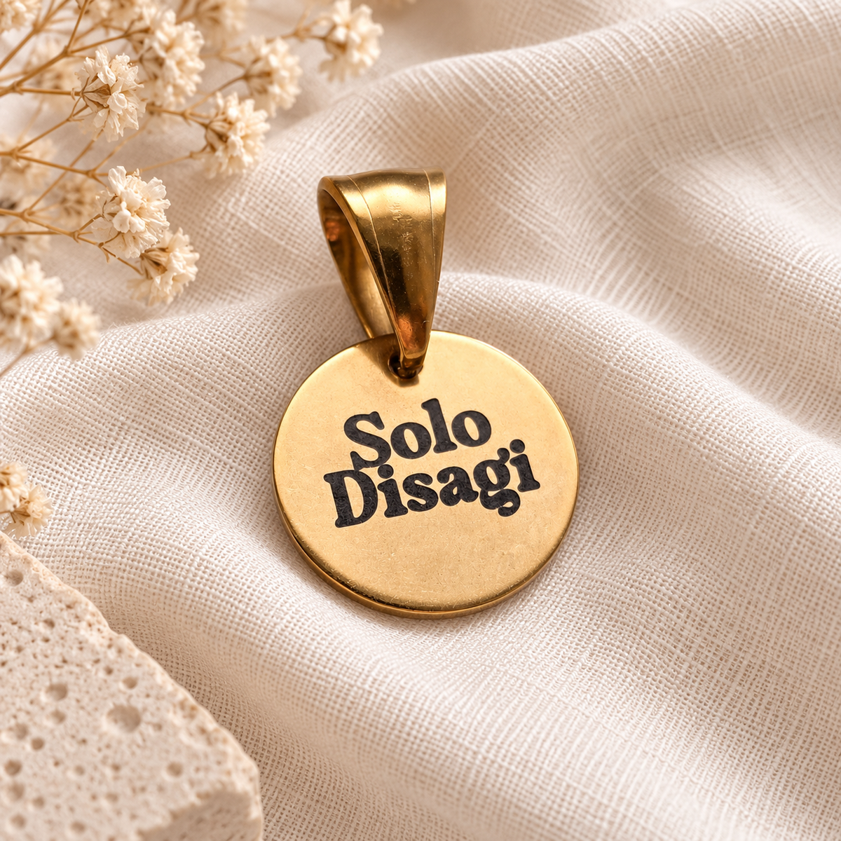 Solo Discomfort Charm
