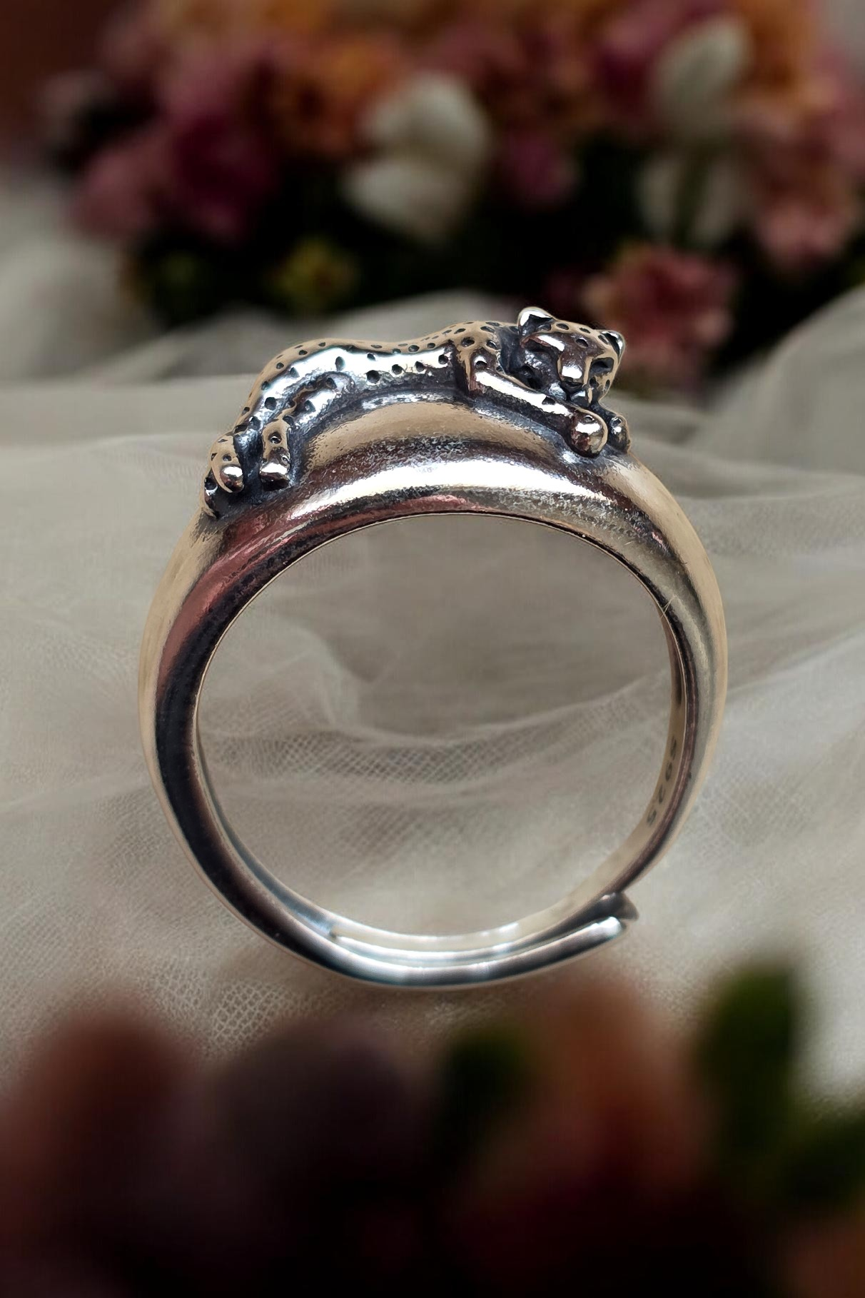 Anello Nyra
