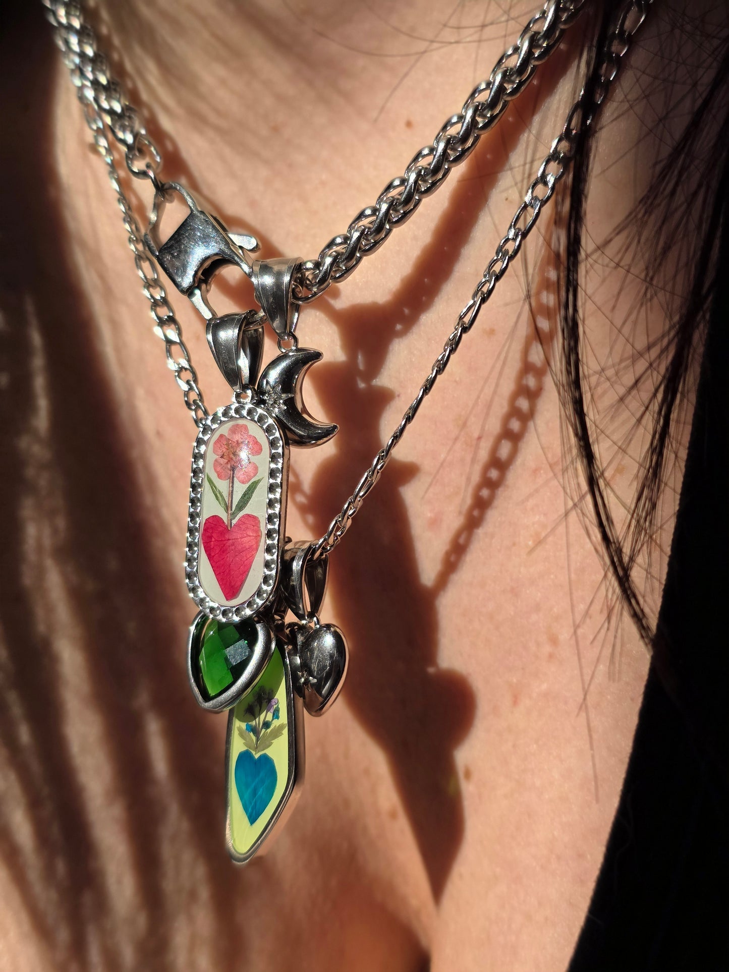 Charm Luna Bold