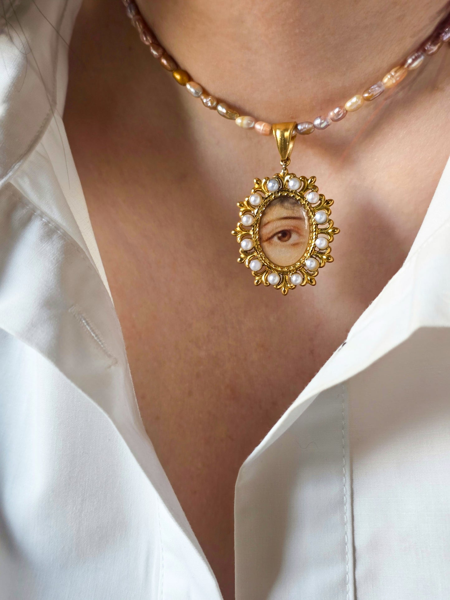 Mirabilia Lady Aveline