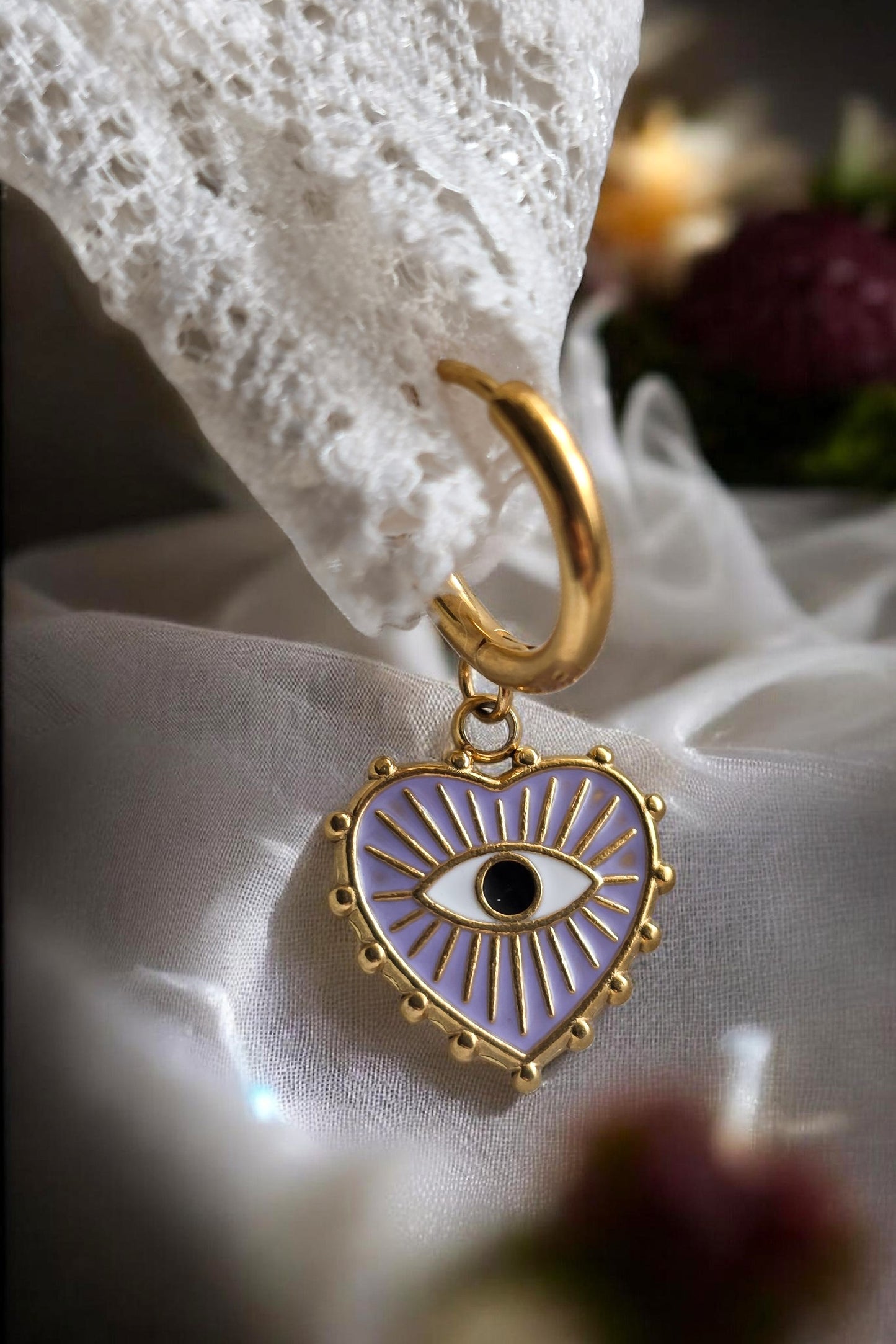 Single Earrings Heart Eye Lilac