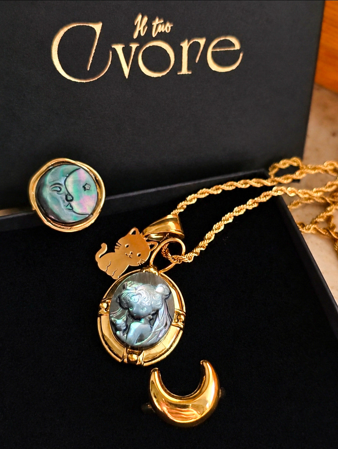 Charm Miao Gold