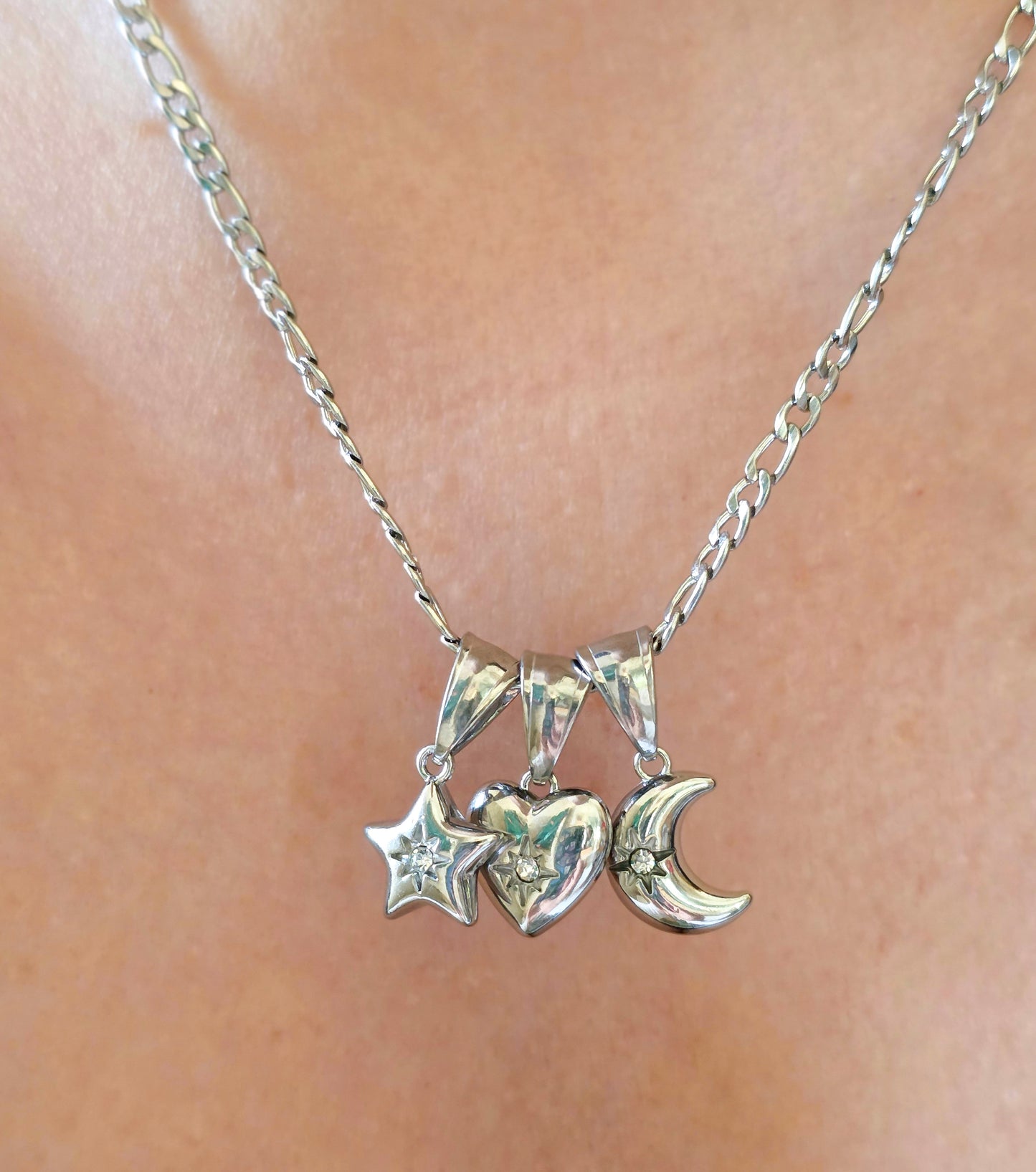 Charm Stella Bold