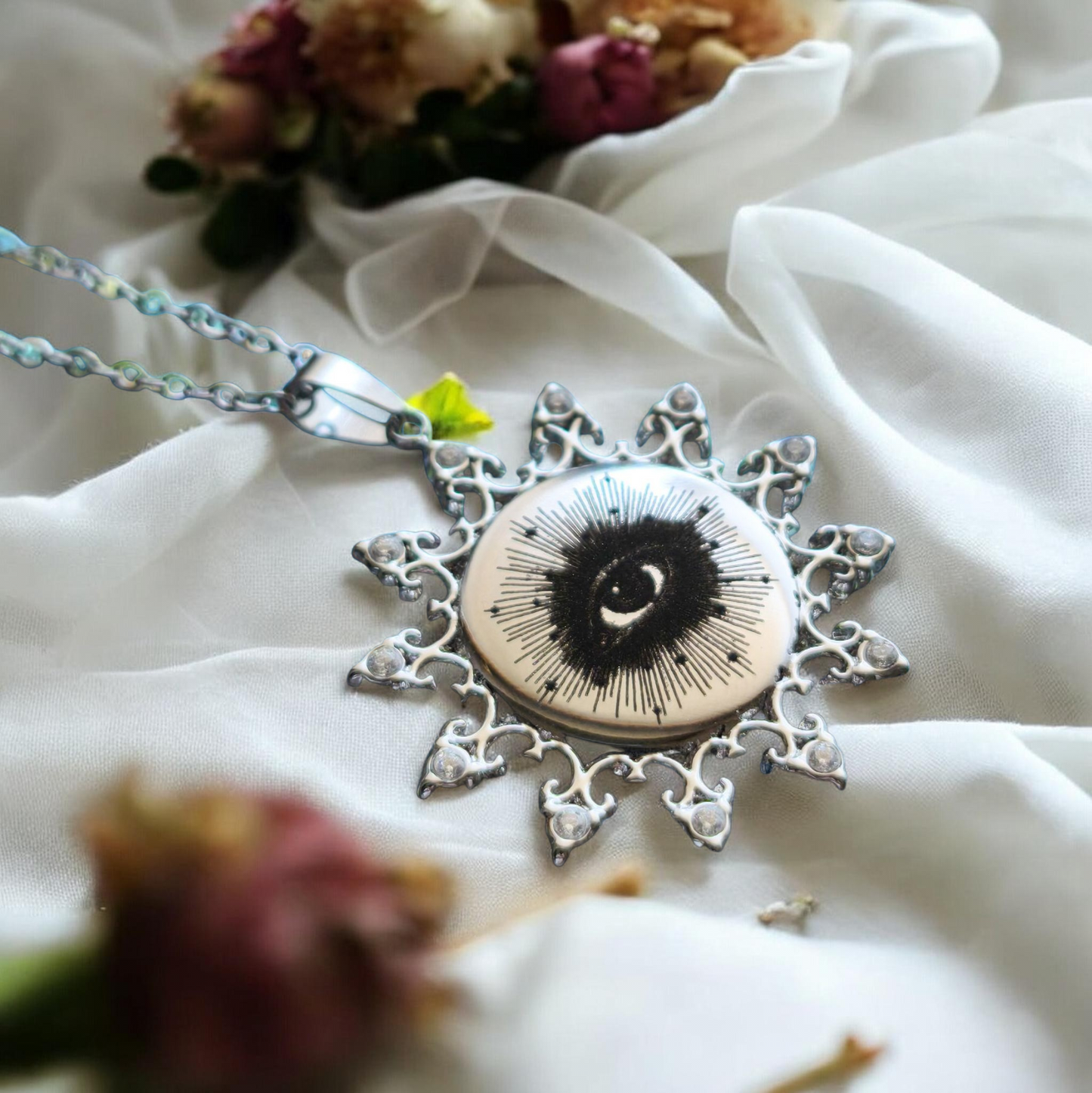 Eye Medallion