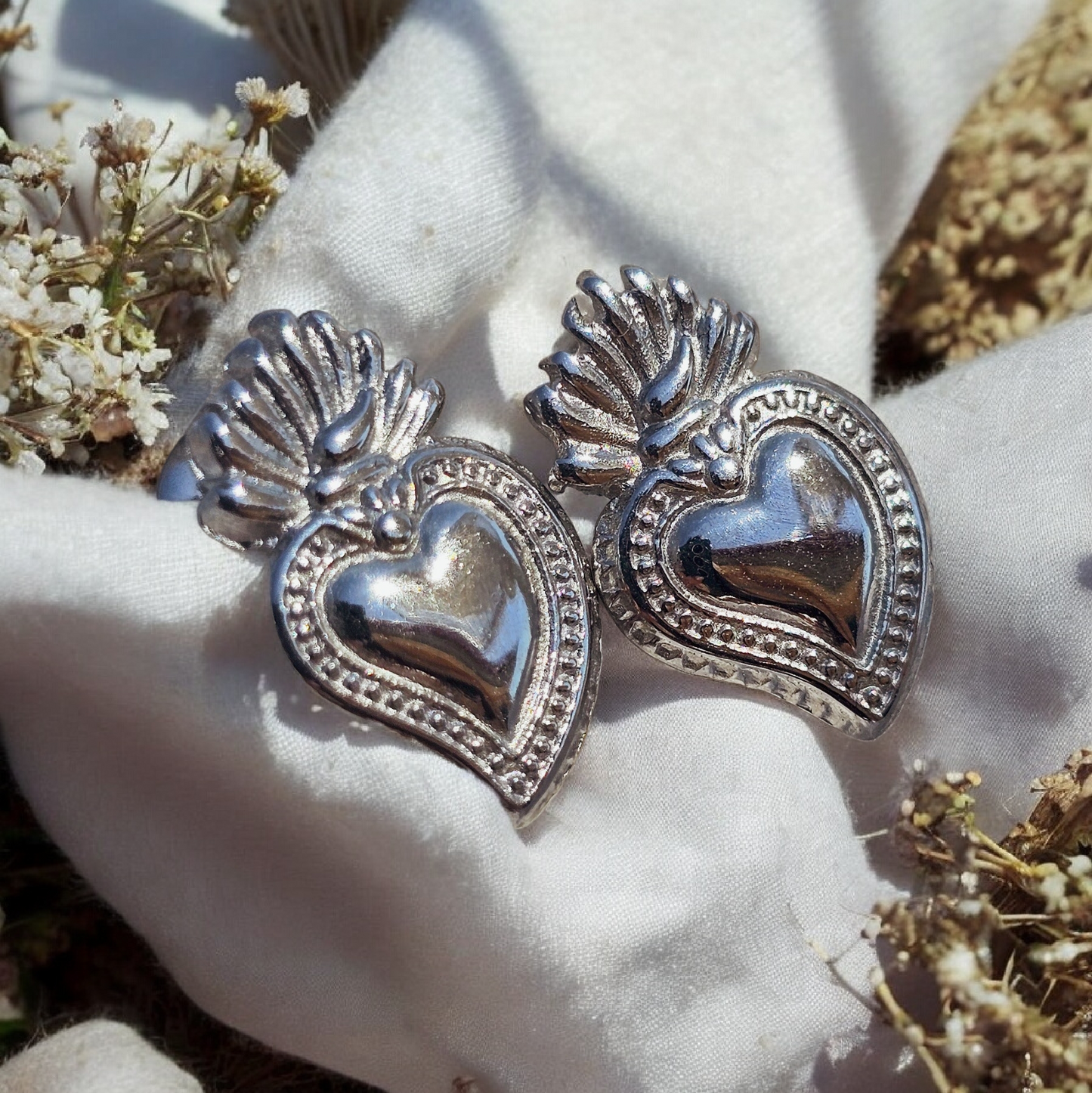 Sacred Heart Lobe Small Earrings