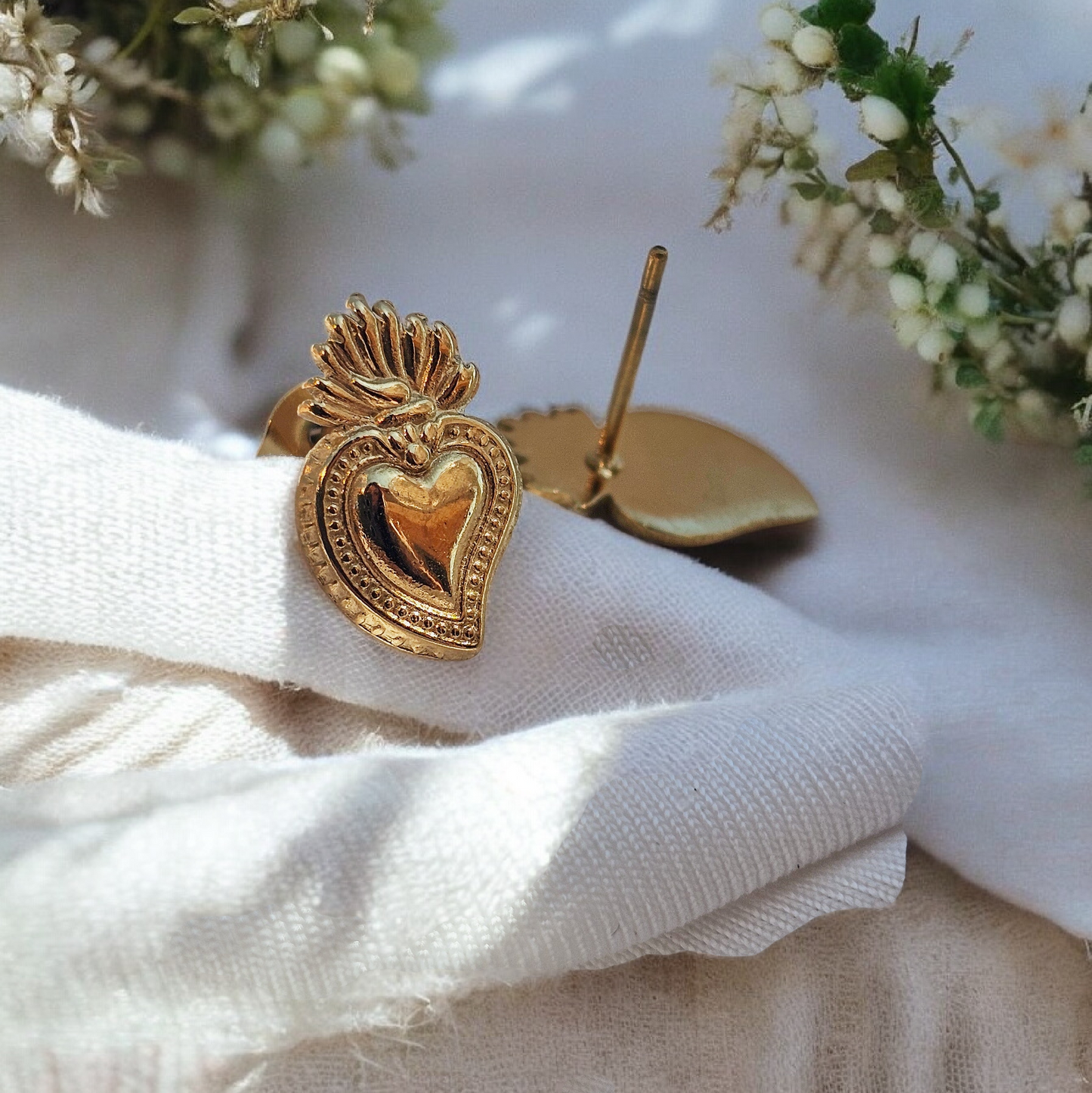 Sacred Heart Lobe Small Earrings
