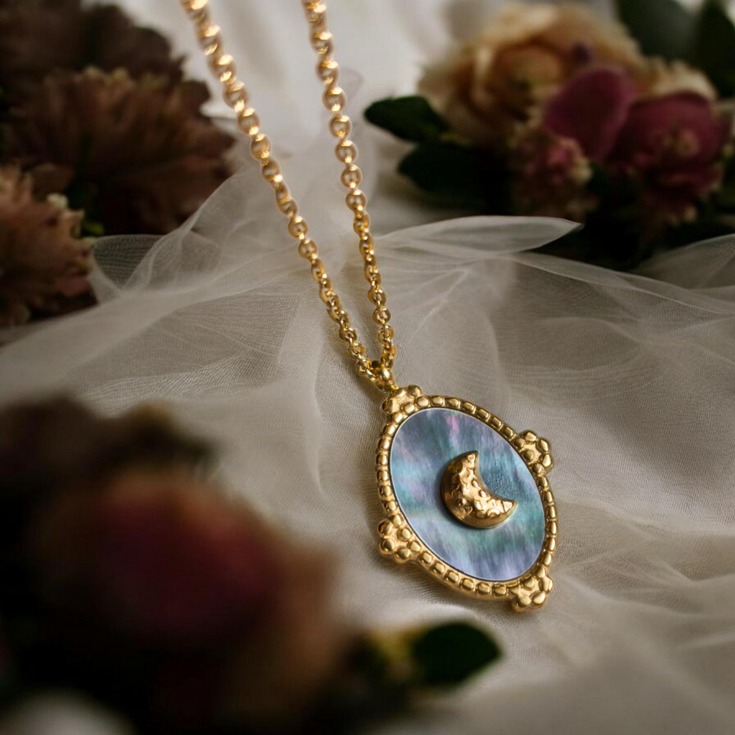 Lvnaris Choker