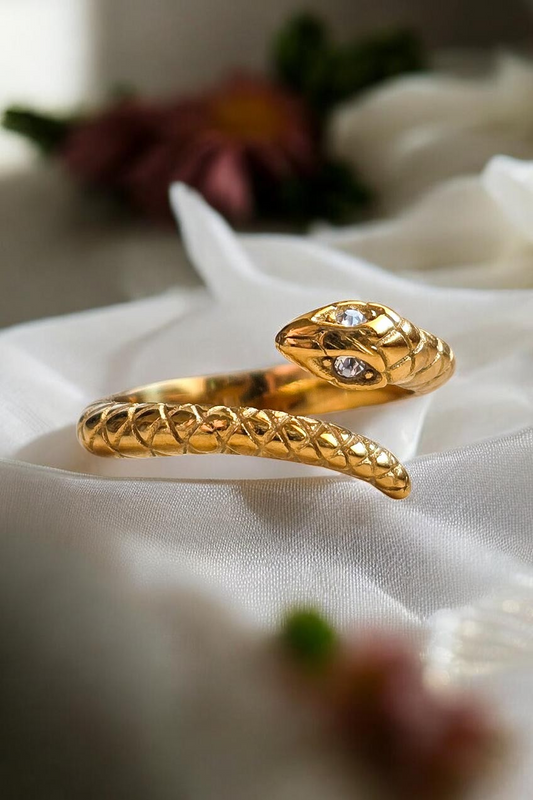 Ophidia ring