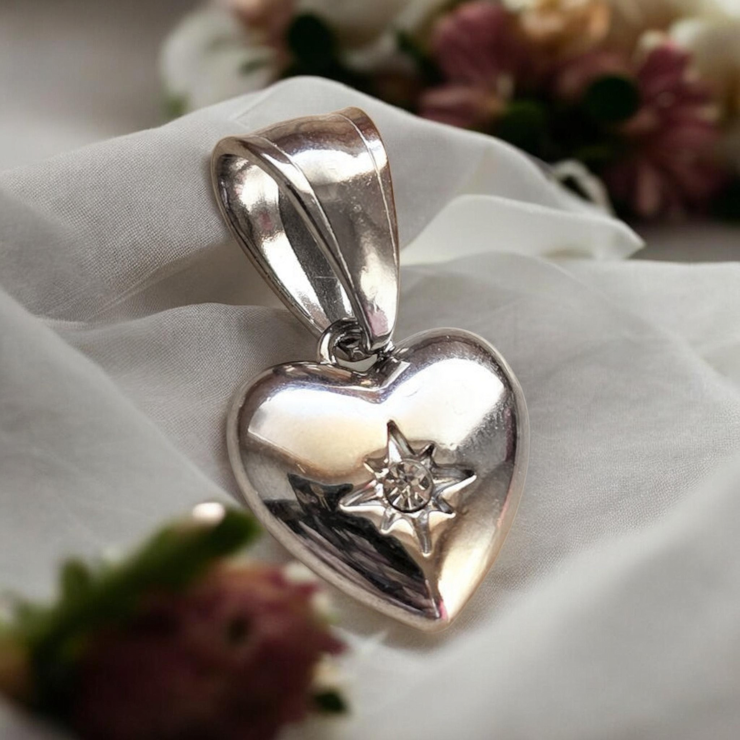 Charm Cvore Bold