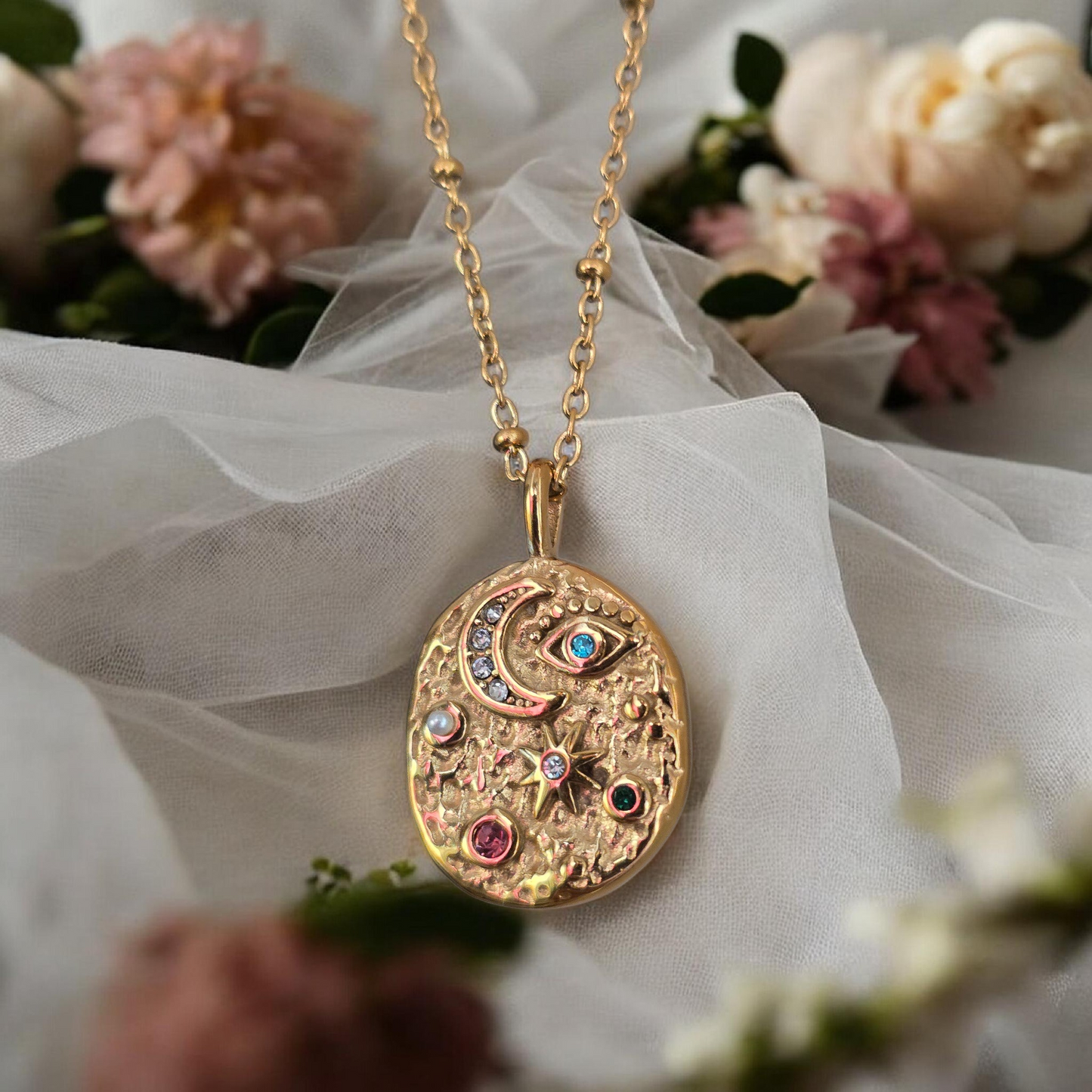 Lvnatica Necklace