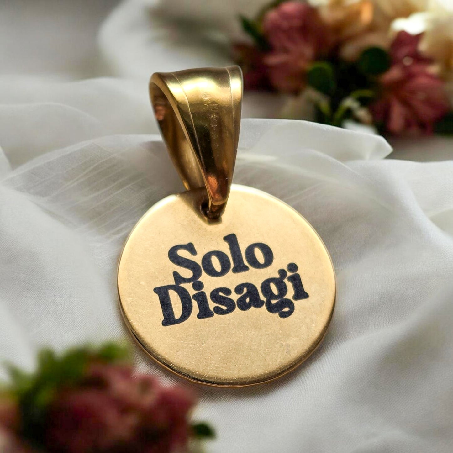 Solo Discomfort Charm
